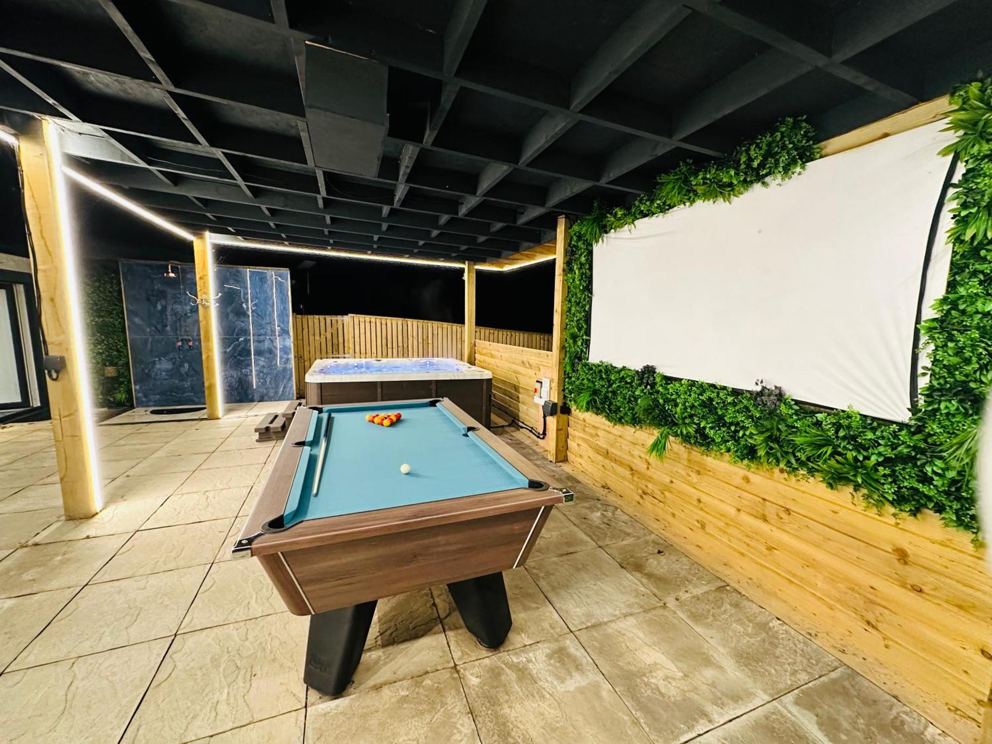 Nether Newton - Sleeps 12, Hottub, Sauna, Private Garden Newmilns Ngoại thất bức ảnh